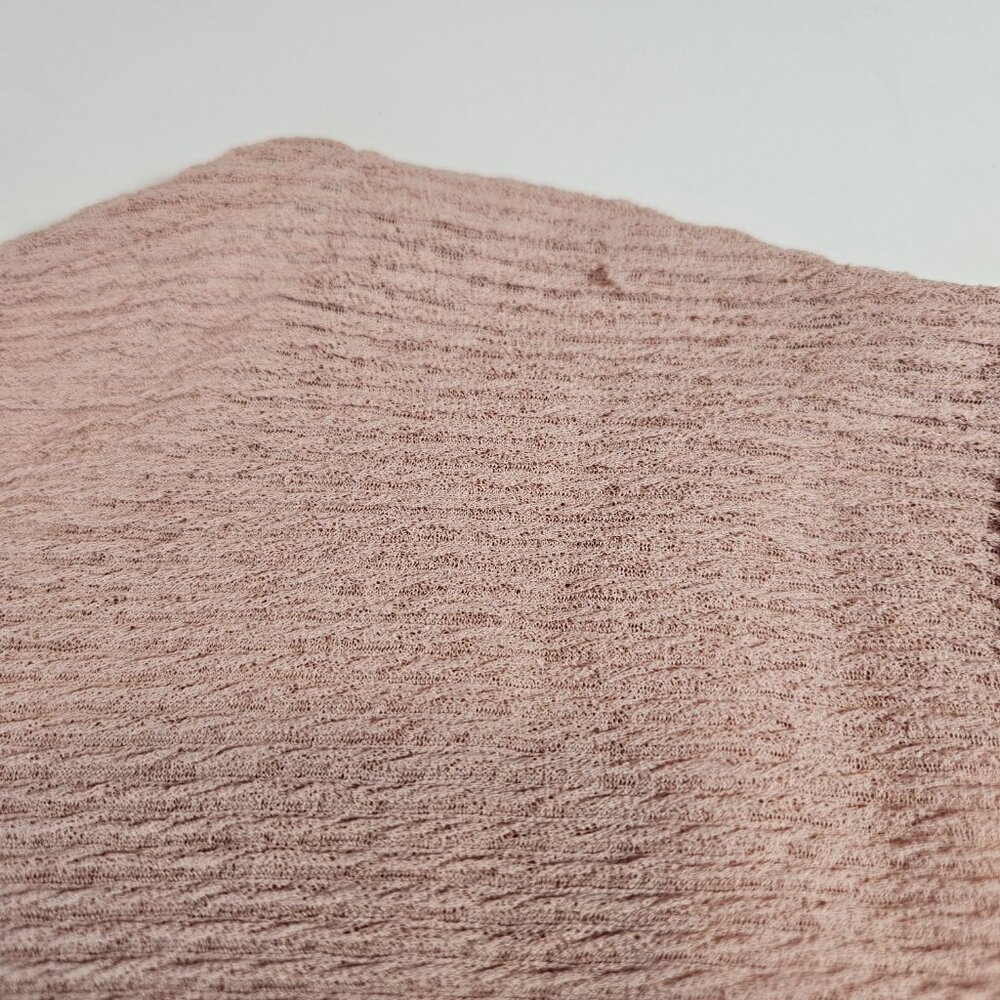 H&M Pink Puff Sleeve, Blouse, Relaxed Fit with textured fabric. Size M - Picture 8 of 8
